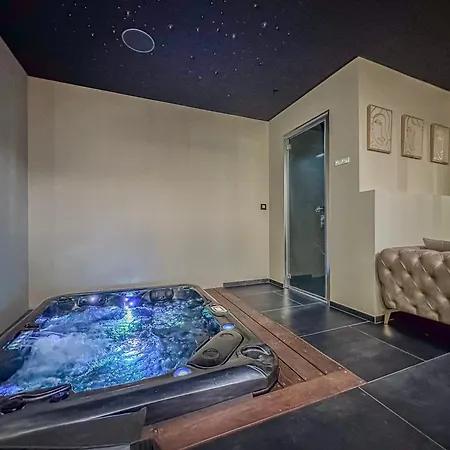 La - Jacuzzi - Hammam Apartmán Grenoble