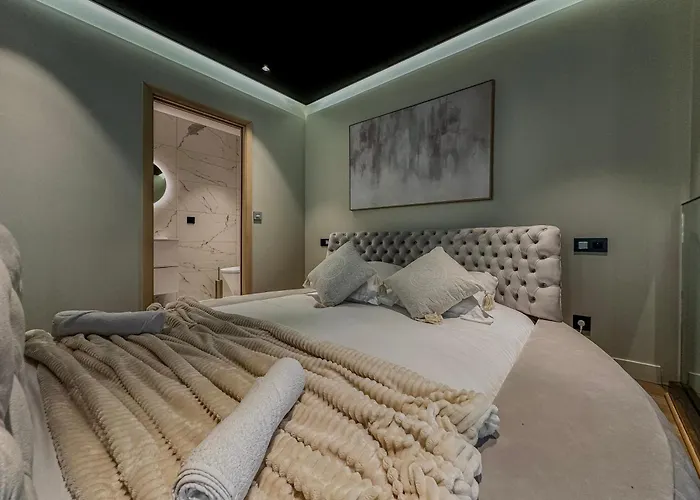 La - Jacuzzi - Hammam Apartment *
